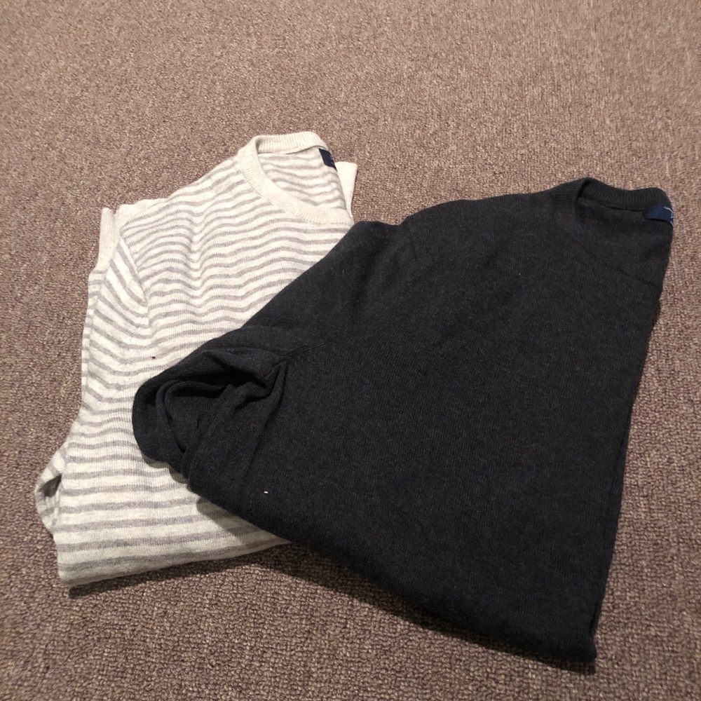 Long sleeve J. Crew men’s sweater